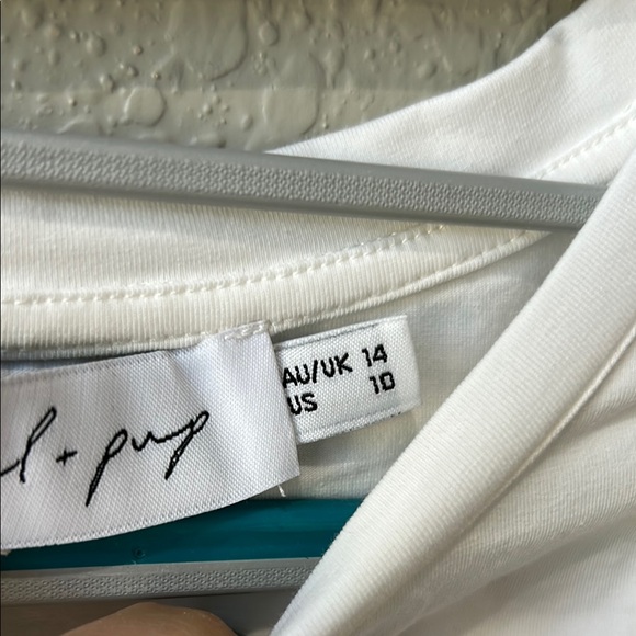 Petal & Pup White Tie Front Ruched T-Shirt - Picture 3 of 10